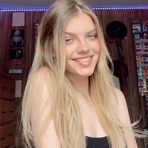 Meet your Posher, Allie